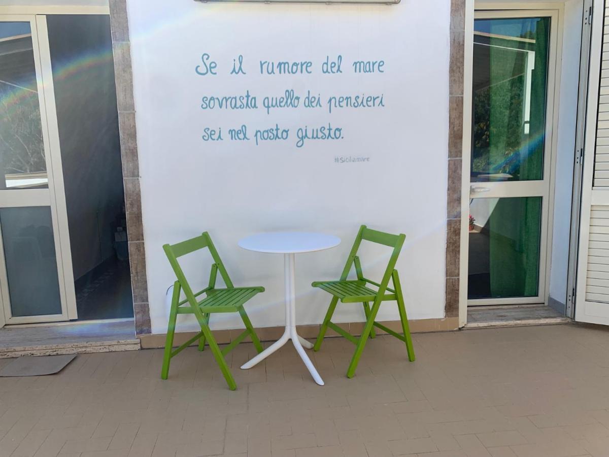 La Bussola Hotel Porto Palo Exterior foto